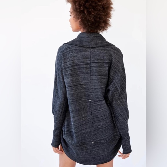 Aritzia Wilfred Diderot Sweater sz S - Picture 4 of 10